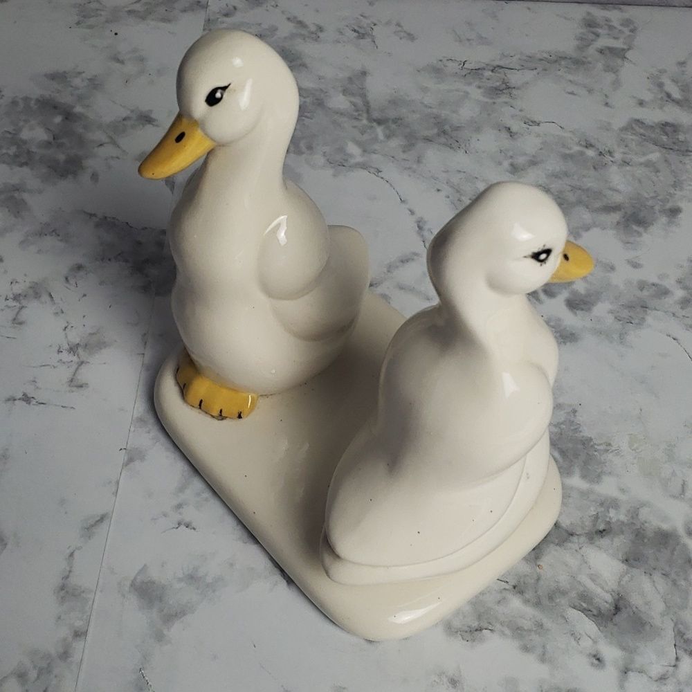 Vintage 1980s Ceramic White Ducks - Picture 3 of 17
